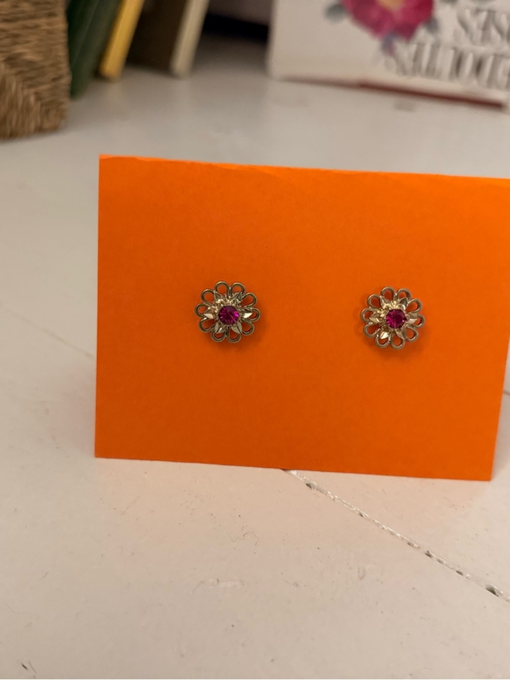 1960s Delicate Gold Floral Stud Earrings with Pink Center